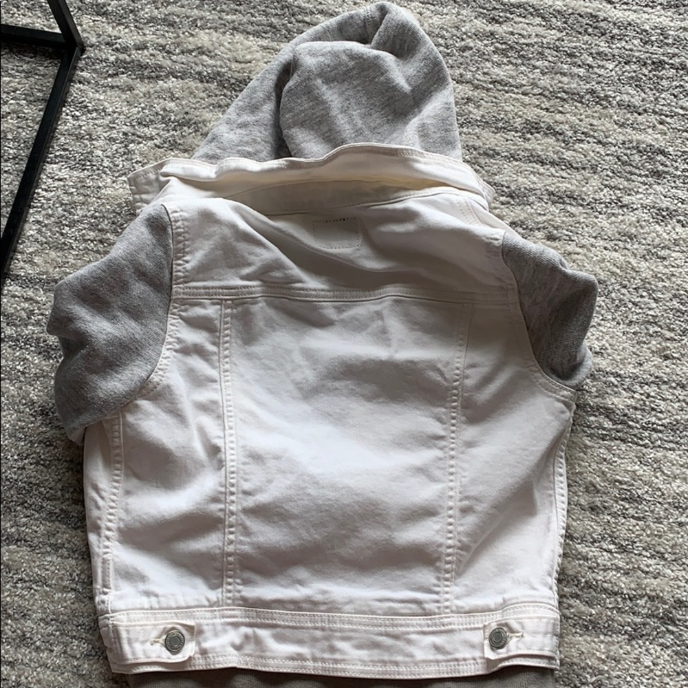 Hooded jacket - Picture 3 of 3